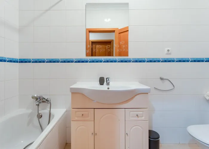 Modern & Bright 2 Bdr By Lovelystay Apartment Portimao