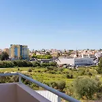 Modern & Bright 2 Bdr By Lovelystay * Portimão