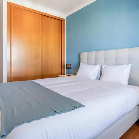 Modern & Bright 2 Bdr By Lovelystay * Portimão