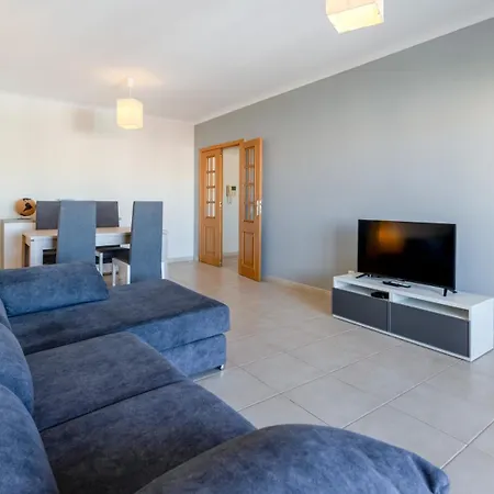 Modern & Bright 2 Bdr By Lovelystay Apartament Portimão